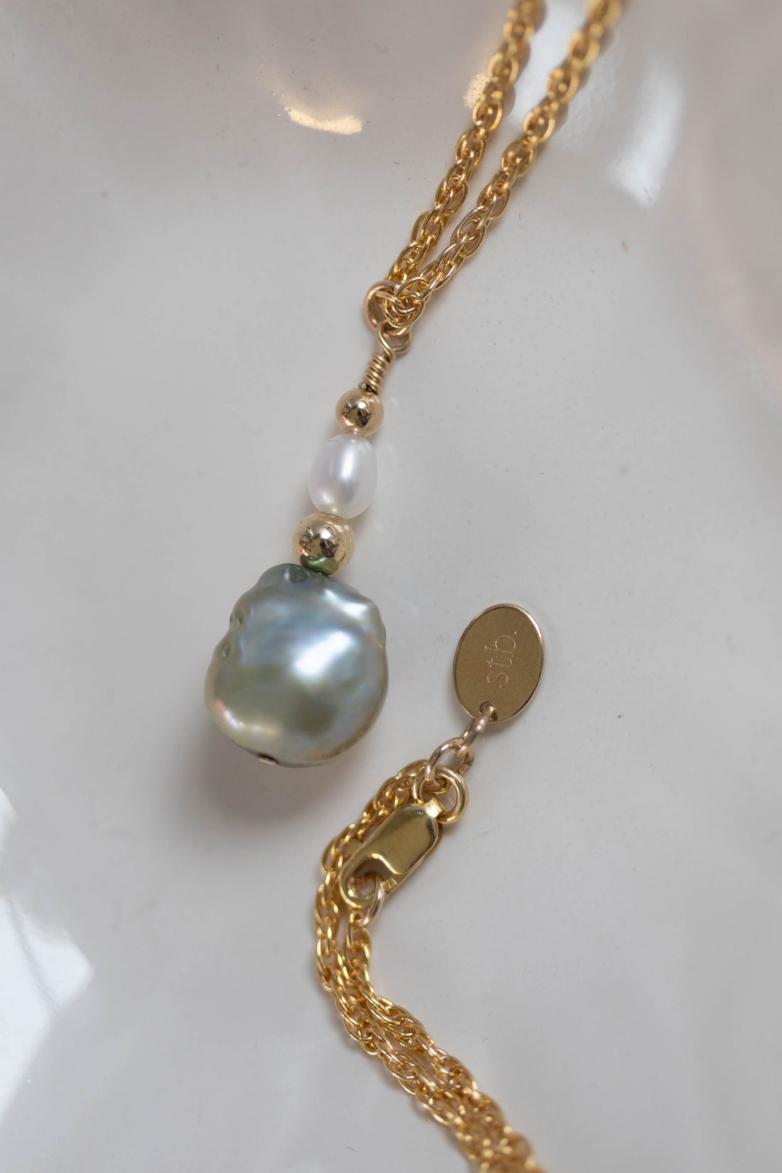 The Seafoam Necklace
